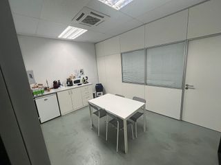 Nave industrial en alquiler en Abrera