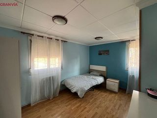 Piso en venta en Universidad - Los Lirios en Logroño