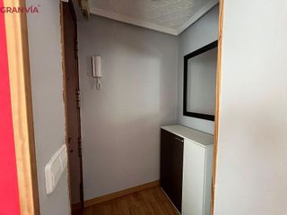 Piso en venta en Universidad - Los Lirios en Logroño