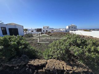 Terreno en venta en Villa de Teguise en Teguise