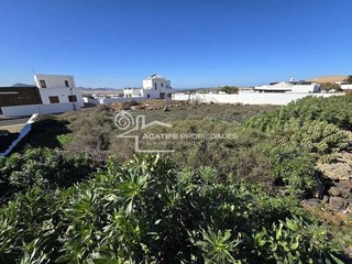 Terreno en venta en Villa de Teguise en Teguise