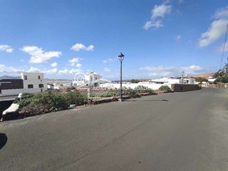 Terreno en venta en Villa de Teguise en Teguise
