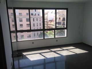 Oficina en alquiler en El Pla del Remei en Valencia