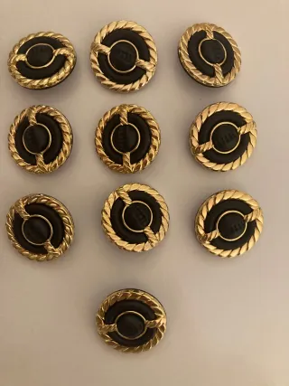 Botones alta costura vintage dorados y negros