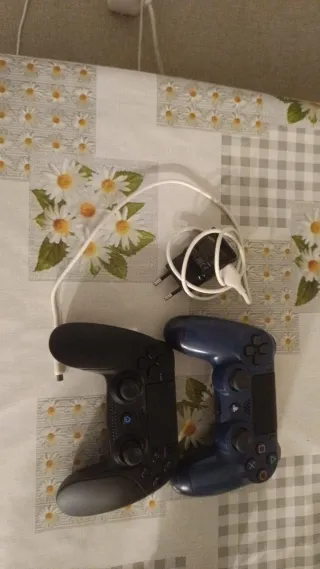 Mandos PS4 DualShock 4 (Sony)