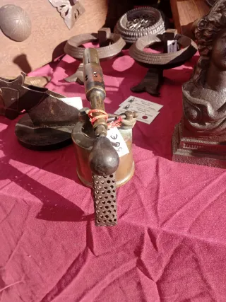 Antigüedades Varias