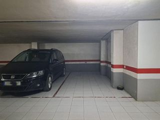 Garaje en venta en Requena