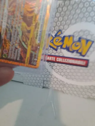 Giratina V ASTRO Carta Pokémon
