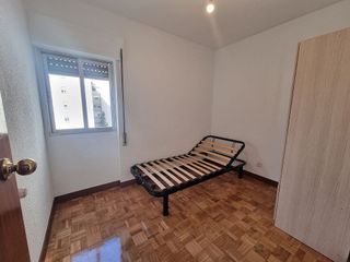 Piso en alquiler en Reyes Católicos en Alcalá de Henares