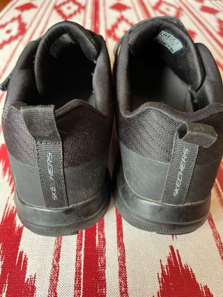 Deportivas Skechers Hombre Negras