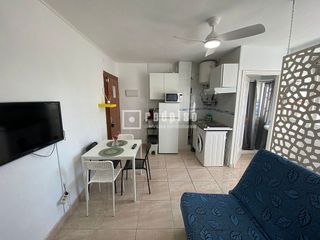 Edificio en venta en Barrio de Ciudad Jardín en Málaga