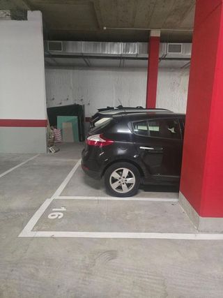 Garaje en alquiler en La Sagrera en Barcelona