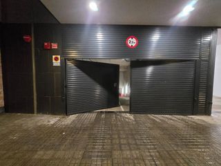 Garaje en alquiler en La Sagrera en Barcelona