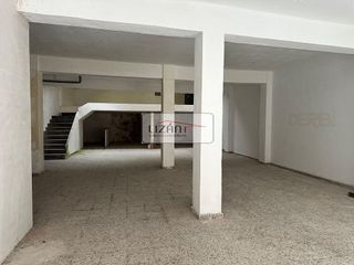 Local comercial en alquiler en Tenderina Alta - Fozaneldi en Oviedo