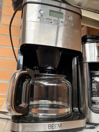 Cafetera BEEM con molinillo