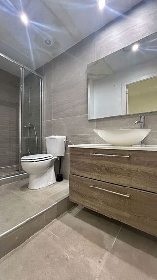 Local comercial en alquiler en Lomas de Marbella Club - Puente Romano en Marbella