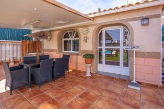 Casa en venta en La Siesta - El Salado - Torreta en Torrevieja