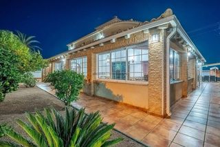 Casa en venta en La Siesta - El Salado - Torreta en Torrevieja