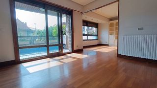 Piso en venta en Ategorrieta - Ulia en San Sebastián-Donostia