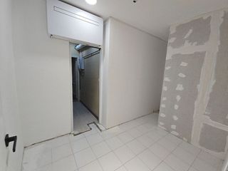 Local comercial en alquiler en Centro en Gijón
