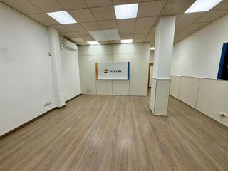 Local comercial en alquiler en Zona Centro - Ayuntamiento en Pinto