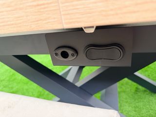 Mesa regulable y extensible