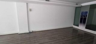 Local comercial en venta en El Castell-Poble Vell en Castelldefels