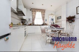 Piso en venta en Las Arenas Centro en Getxo