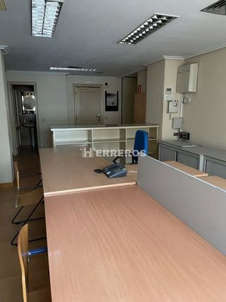 Oficina en venta en Centro en Logroño
