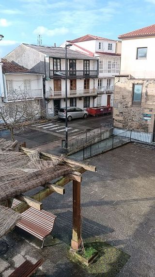 Casa adosada en alquiler en Ares