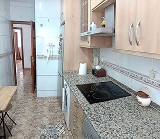 Casa adosada en alquiler en Ares