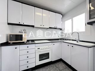 Piso en venta en Artigas - Llefià en Badalona
