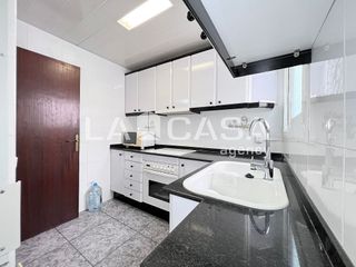 Piso en venta en Artigas - Llefià en Badalona