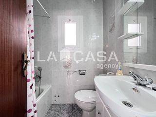 Piso en venta en Artigas - Llefià en Badalona