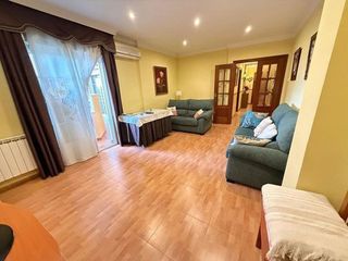 Piso en alquiler en Martos