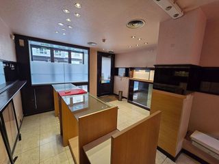 Local comercial en venta en San Juan en Pamplona