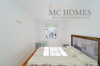 Casa adosada en alquiler en La Siesta - El Salado - Torreta en Torrevieja