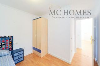 Casa adosada en alquiler en La Siesta - El Salado - Torreta en Torrevieja