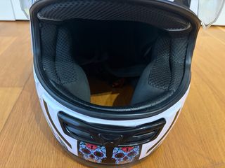 Casco NZI Infantil Diseño Calavera. Talla XXS