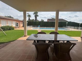 Chalet en venta en Urbanizaciones en Llíria