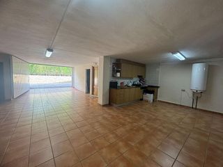 Chalet en venta en Urbanizaciones en Llíria