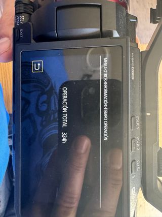 Cámara Profesional Panasonic HC-X2000E