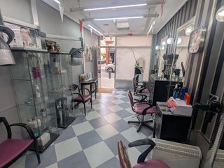 Local comercial en alquiler en Errekaldeberri - Larraskitu en Bilbao