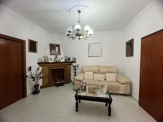 Piso en venta en Carmona