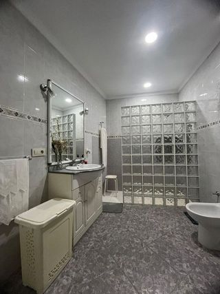 Piso en venta en Carmona