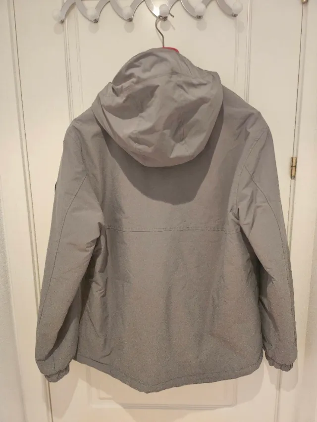 Chaqueta canguro Pull&Bear gris