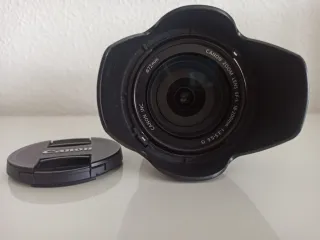 Objetivo Canon EFS 18-200mm IS EW-78D