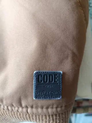 Cazadora Camel con Capucha