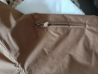 Cazadora Camel con Capucha