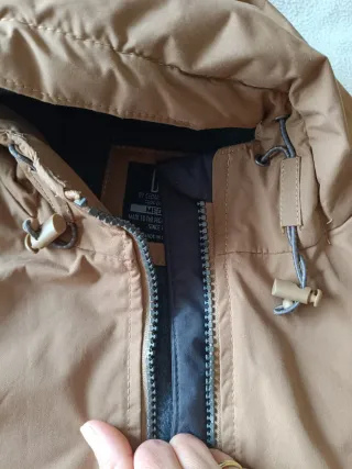 Cazadora Camel con Capucha